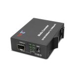 Bộ chuyển đổi quang điện gắn ray DIN Wintop 8101G-DIN 2